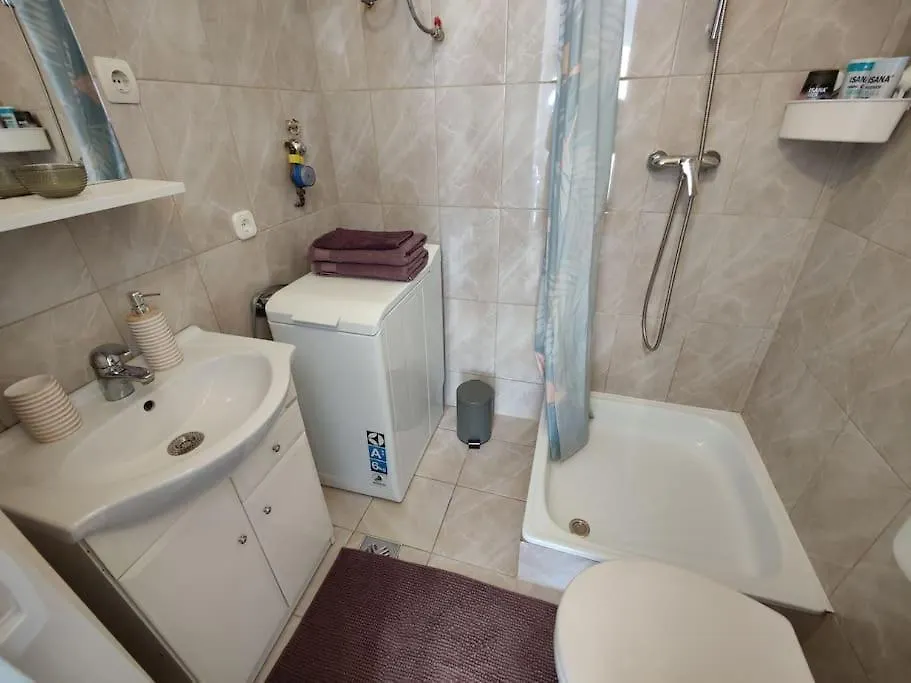 Ferencvarosi Tetoteraszos Apartman Budapesta